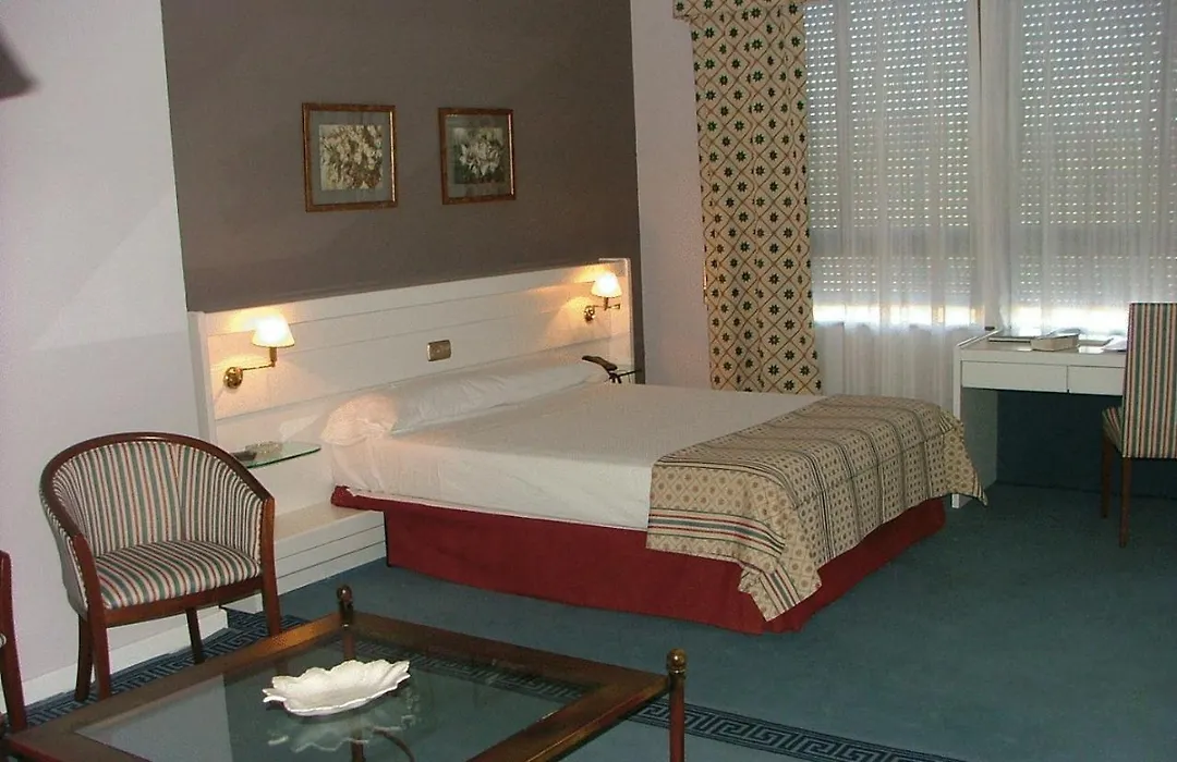 Hotel Las Cigüeñas-1